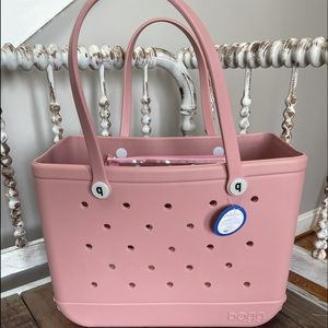 Large -OG Blush Bogg Bag